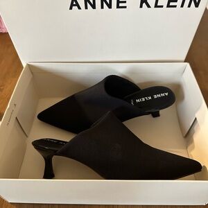 Anne Klein Women's Black Mules